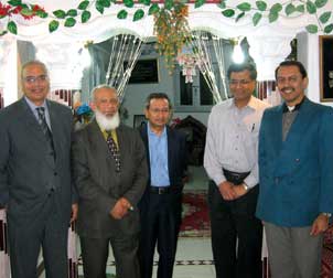 Vishwajit L. Nimgaonkar (second from right), a Pitt professor of psychiatry and human genetics, has been training researchers in India and Egypt in the genetic studies of psychiatric disorders. Nimgaonkar is pictured here in Mansoura, Egypt, with two other Pitt professors: Rohan Ganguli (center), a professor of psychiatry, pathology, and health and community systems in Pitt’s School of Medicine, and Konasale M. Prasad (far right), an assistant professor of psychiatry. They were visiting two Egyptian psychiatrists (pictured on left) who are collaborating with Nimgaonkar on his research.