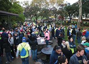 Students gather outside the William Pitt Union for Pitt Make a Difference Day.