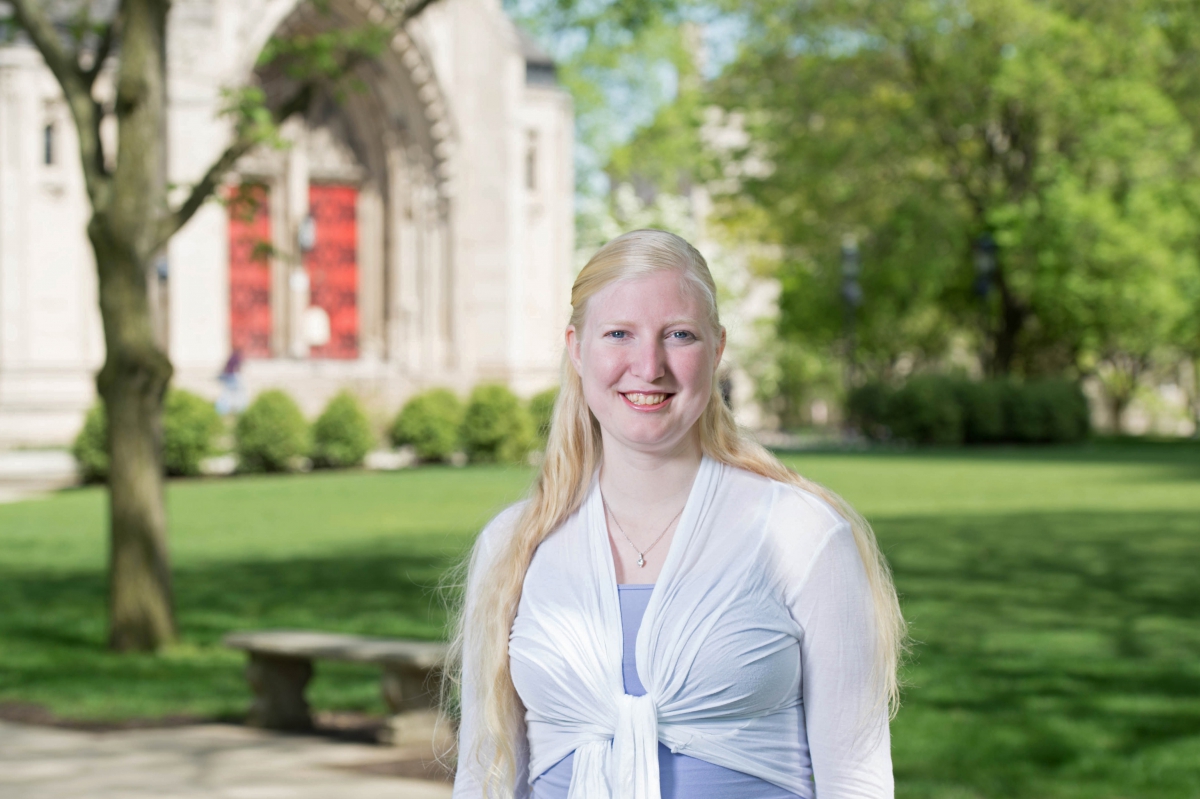 woman in front of Heinz chapel