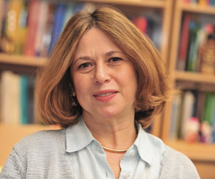 Ivet Bahar is the John K. Vries Professor and chair of computational and systems biology and an associate director of DDI. Her research team focuses on protein dynamics, or how proteins move and interact, in its efforts to design effective drugs.