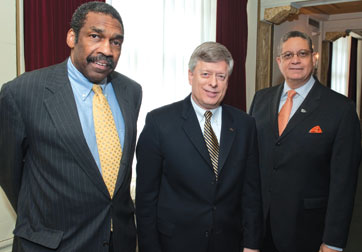 AACC-luncheon-photo From left, William Strickland (A&S ’70), president and CEO of Manchester Bidwell Corporation and Pitt trustee; Chancellor Nordenberg; and Gregory R. Spencer (CGS ’80), president and CEO of Randall Industries, during the AACC luncheon.