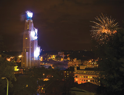 Homecoming-Fireworks-2011-024987_005_DIG_DS1_0003_01 University of Pittsburgh alumni, friends, and their families celebrated Homecoming 2011 over the Oct. 13-16 weekend. 1. The Pitt Program Council’s Oct. 14 fireworks and laser show was a crowd pleaser.