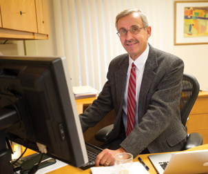 Richard Schulz, a Pitt professor of psychiatry and director of the University Center for Social and Urban Research (UCSUR), has been researching the connections between mind and body and between caregiver and patient for more than two decades. Schulz, who also is associate director of the Aging Institute, has earned his place among the nation’s top experts on social behavior and health because of his UCSUR-based research team’s study of the impact of illness and disability in late life on patients and their families.