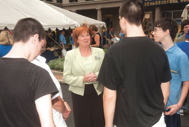 Provost Beeson welcomes freshman students during this year's orientation at Pitt.